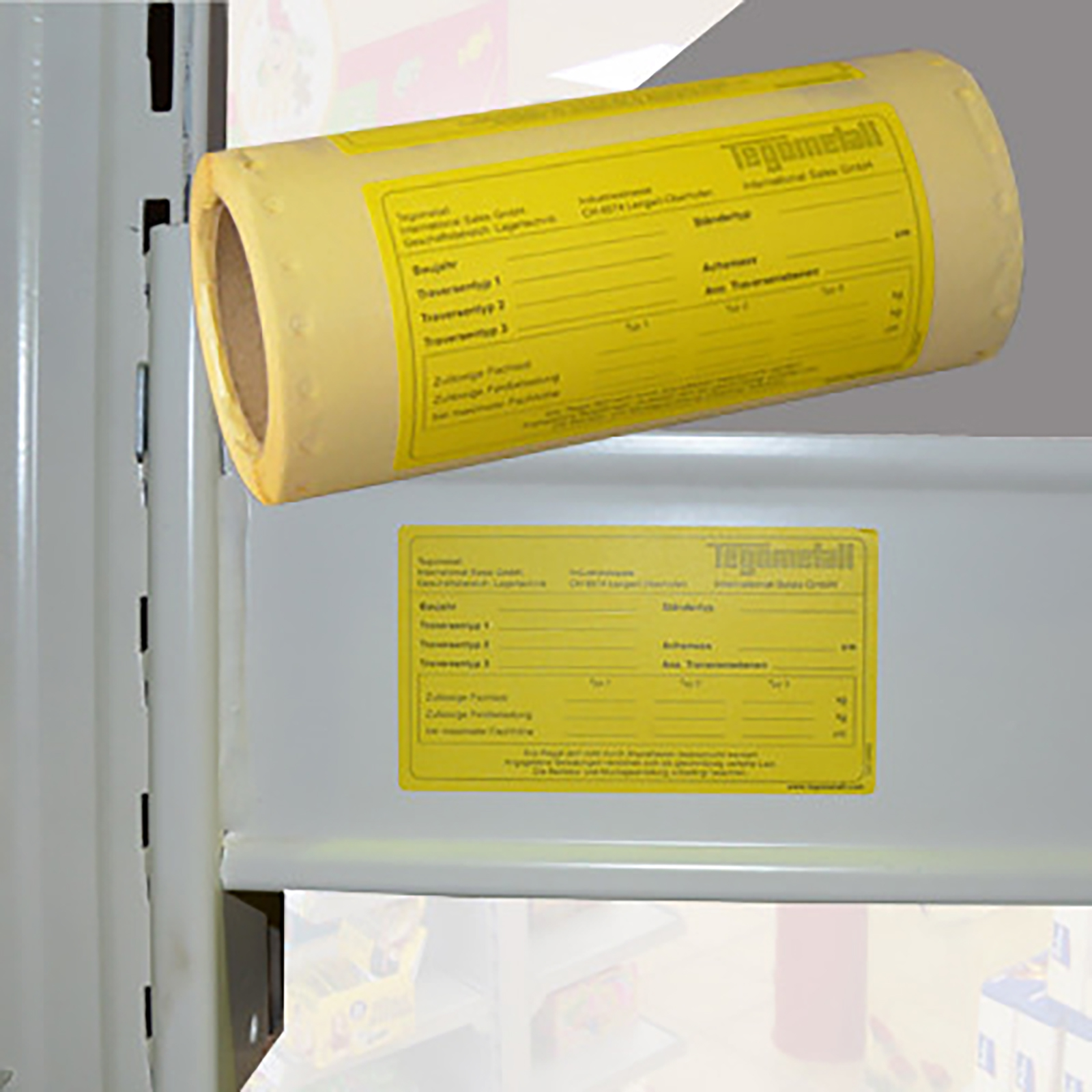 Bild von Belastungsetiketten auf Rolle